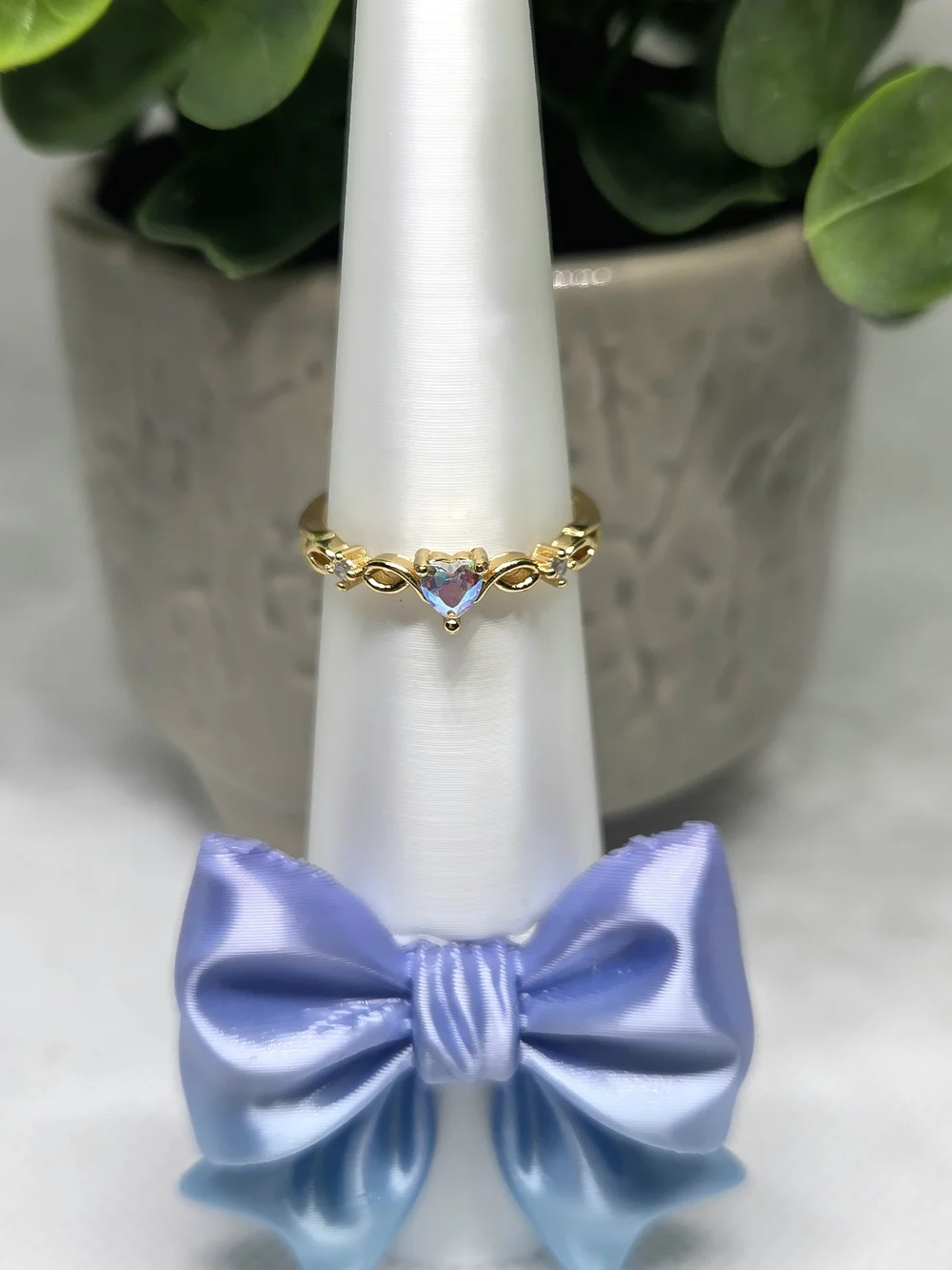 Gold Heart Crystal Ring - Iridescent Stone